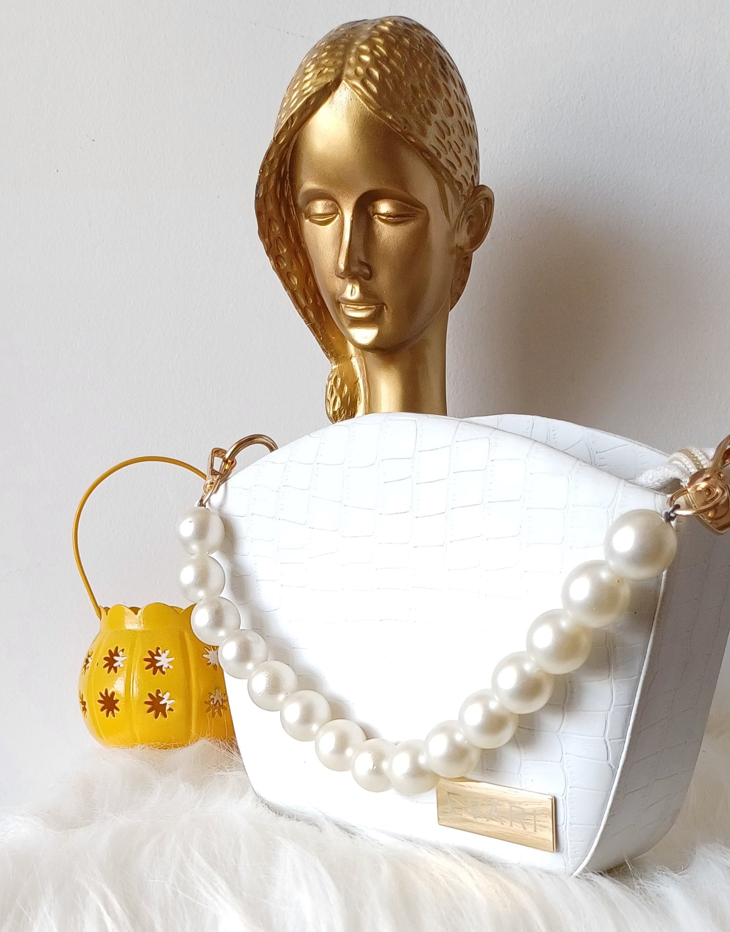 White Pearl Handle Bucket Sling Bag
