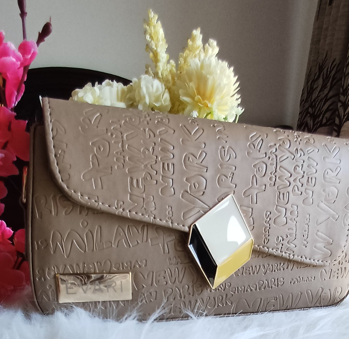 Black Printed 3D Lock Baguette Bag