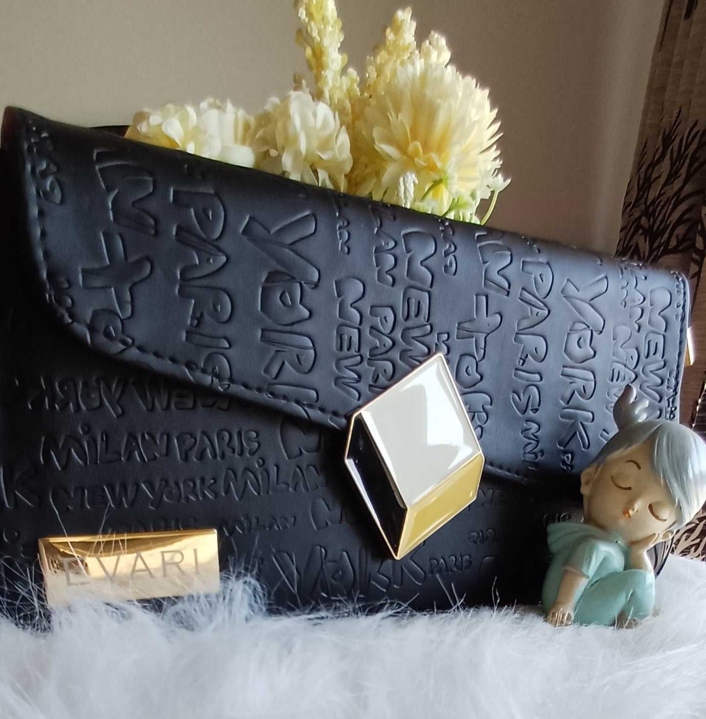 Black Printed 3D Lock Baguette Bag