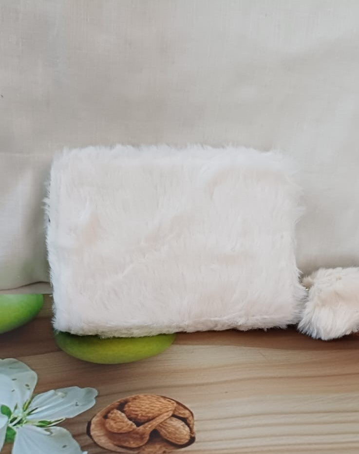 White Kitty Fur Pocket Wallet