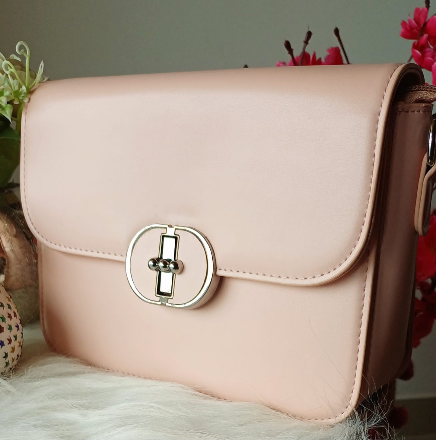 Peach Plus Lock Bag