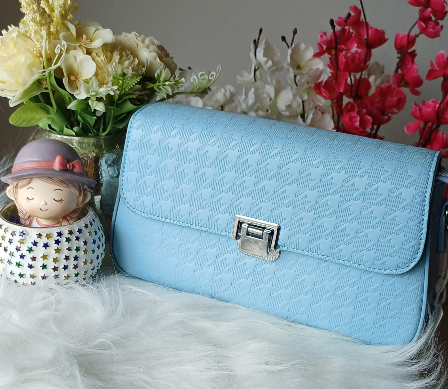 Blue Metal Lock Textured Sling Bag