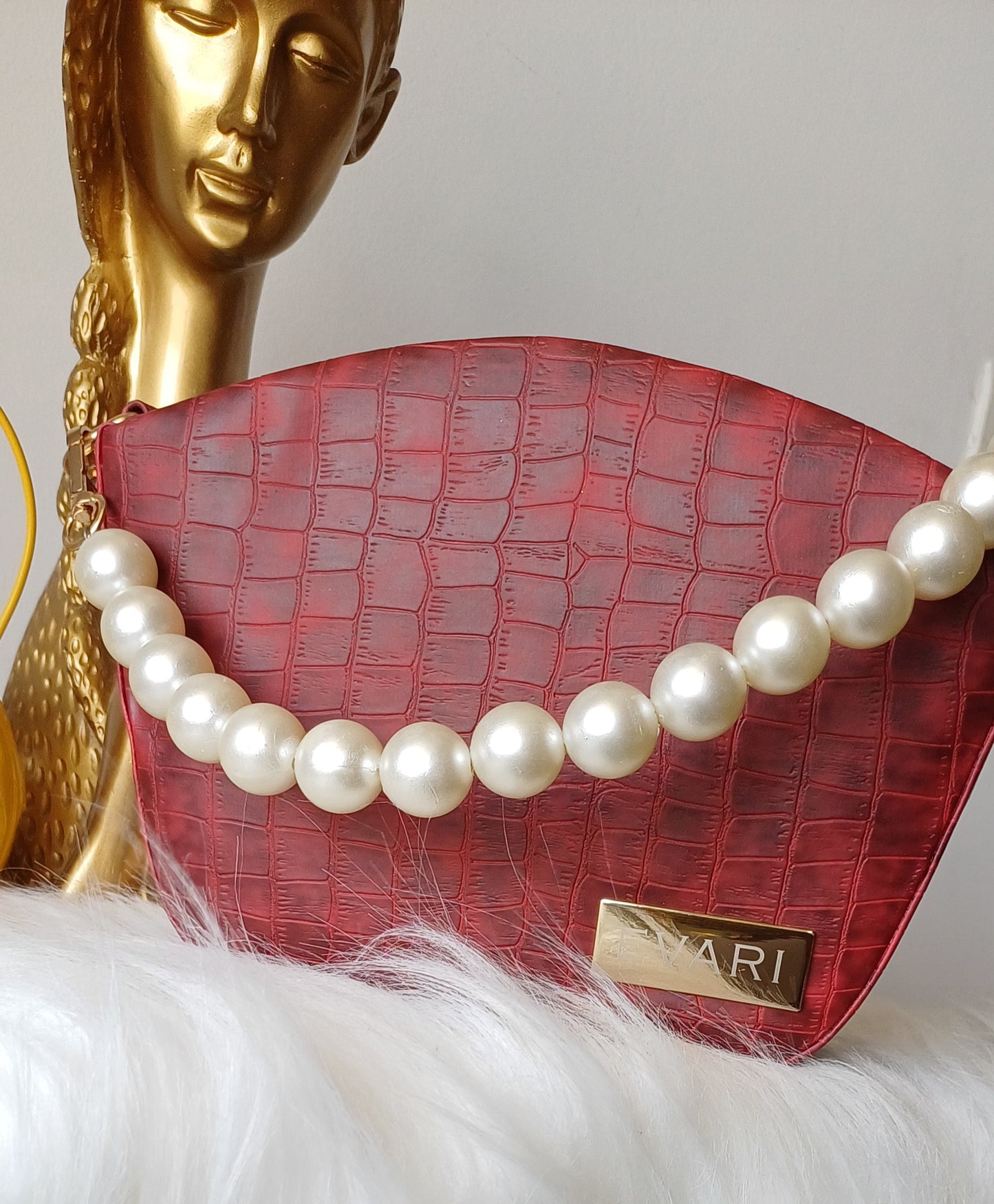 White Pearl Handle Bucket Sling Bag