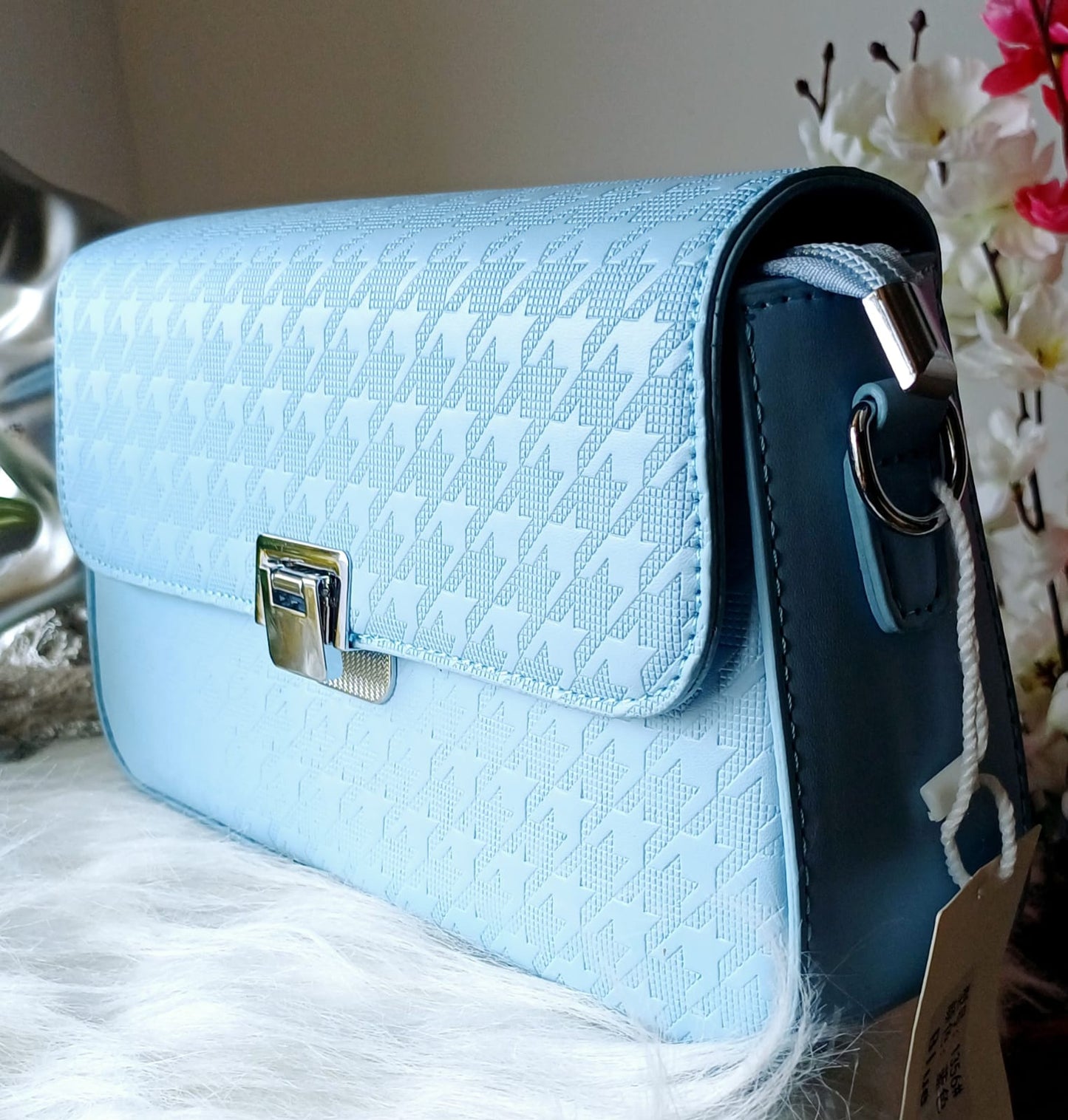 Blue Metal Lock Textured Sling Bag
